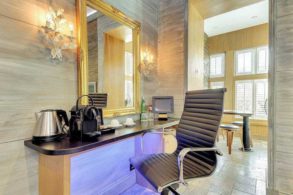 Mala Anglia - Boutique & 4*