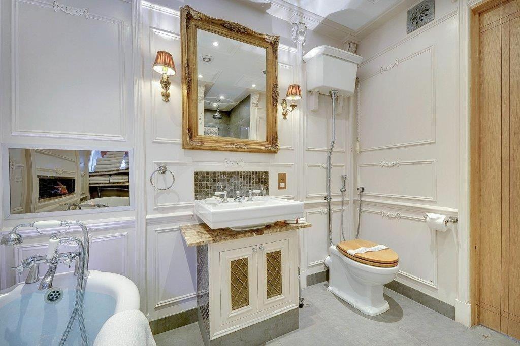 Mala Anglia - Boutique & 4*